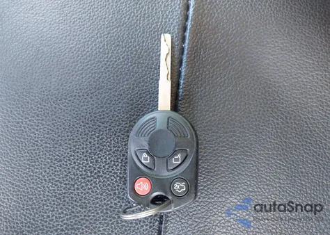 2014 Ford Focus Se z USA, uszkodzony, nr VIN 1FADP3F27EL344010